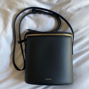 Cuero & Mor black leather purse